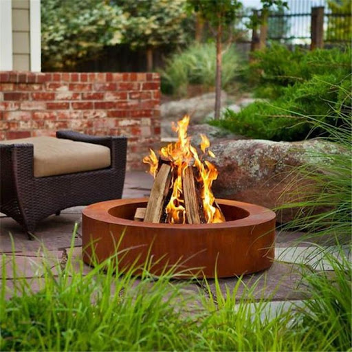 Set Divano da Esterno con Tavo - Outdoor Furniture With Fire Pit Table recensione e prezzo
