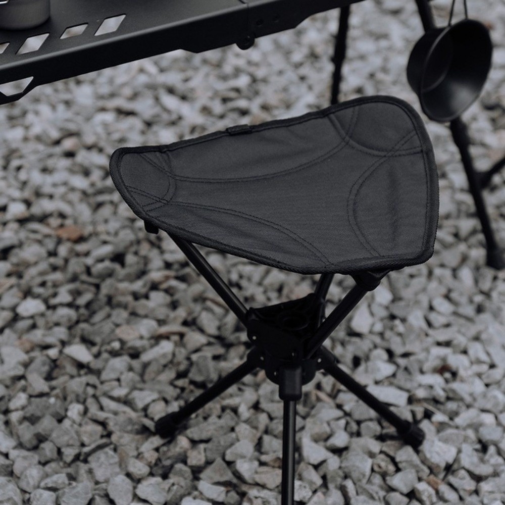 Sgabello Pieghevole a Tre Gamb - Outdoor Furniture Used recensione e prezzo